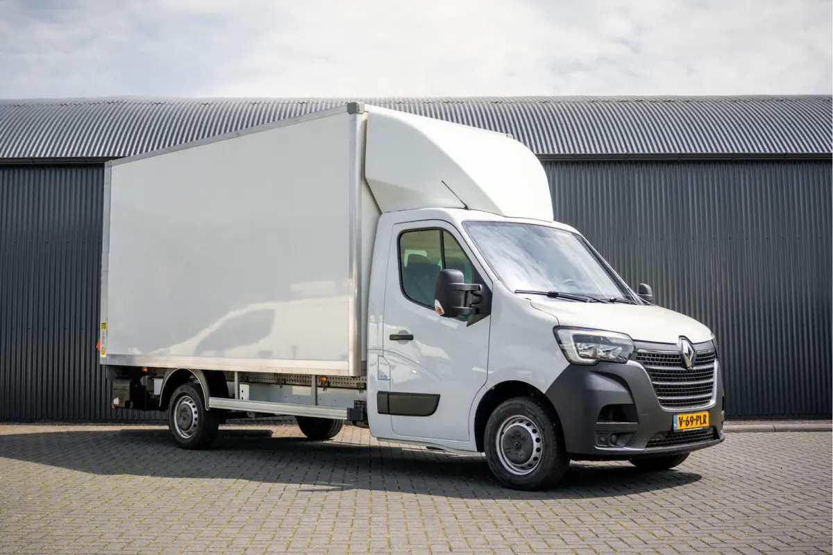 **2.3dCi | Bakwagen met Laadklep | LED | Carplay | Camera | Cruise**