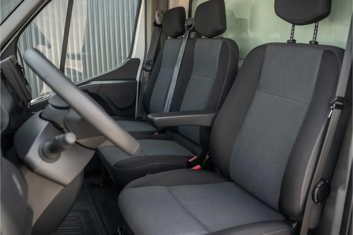 **2.3dCi | Bakwagen met Laadklep | LED | Carplay | Camera | Cruise**