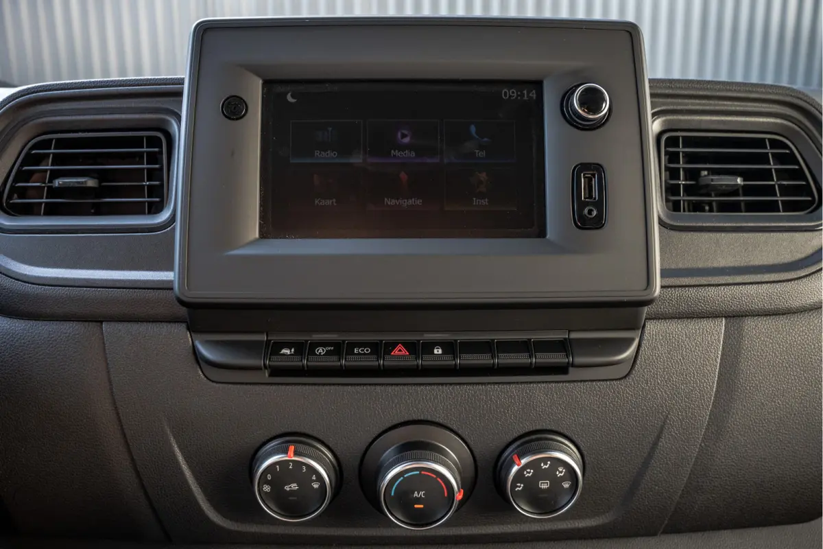 **2.3dCi | Bakwagen met Laadklep | LED | Carplay | Camera | Cruise**