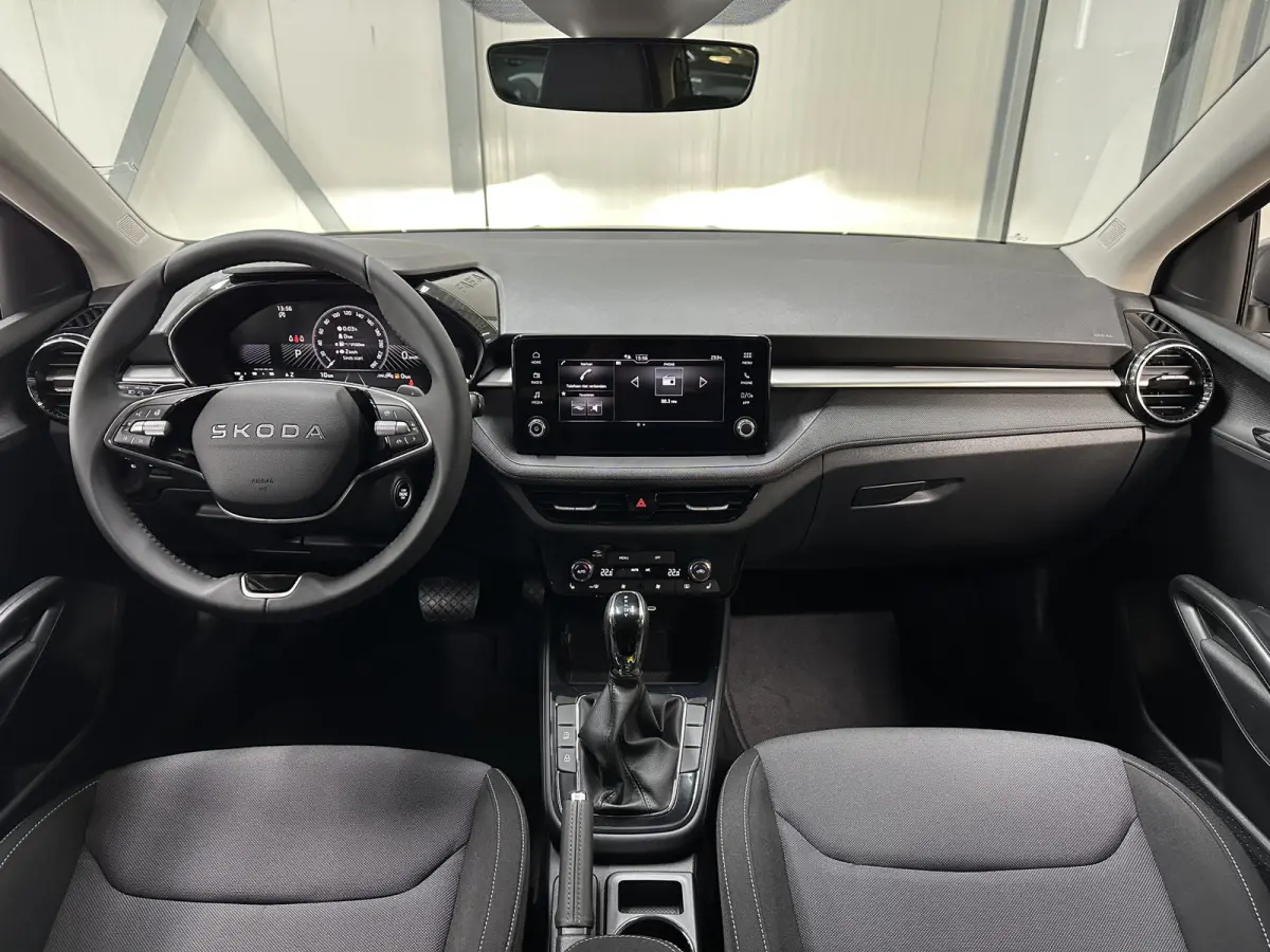 1.0 TSI 115 pk DSG Edition | Apple Carplay/Android Auto | Camera | Winter Pakket |