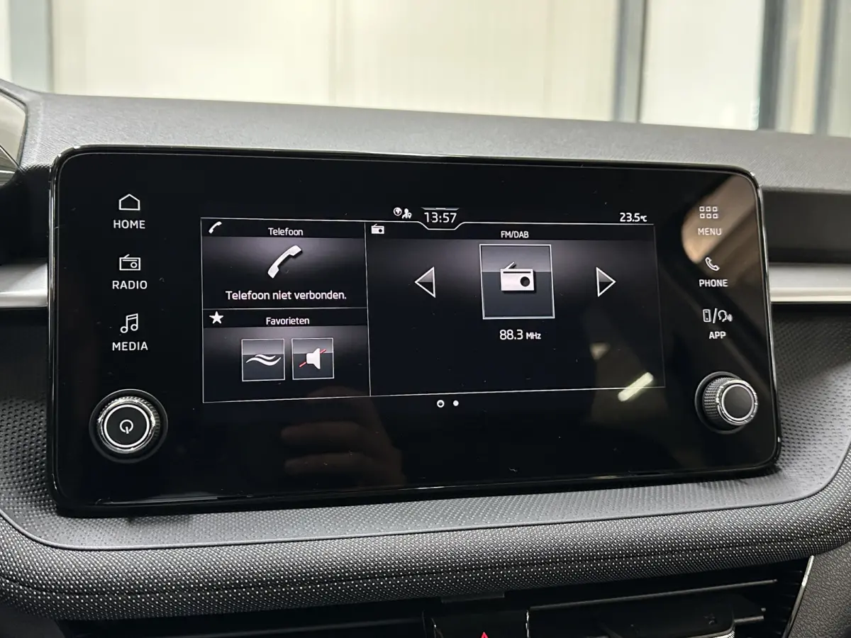 1.0 TSI 115 pk DSG Edition | Apple Carplay/Android Auto | Camera | Winter Pakket |