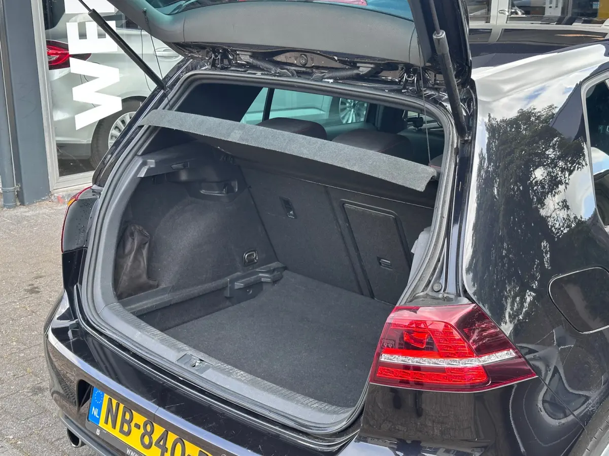 2.0 TSI GTI NIEUWE MOTOR / AUTO / CLIMA / CRUISE / NAVI