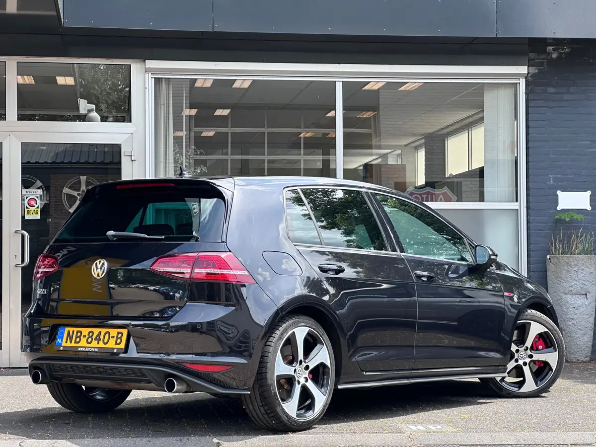 2.0 TSI GTI NIEUWE MOTOR / AUTO / CLIMA / CRUISE / NAVI