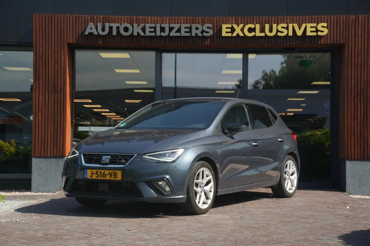 1.0 TSI FR Business Intense Plus FR Virtual Dash Stoelverwarming Clima