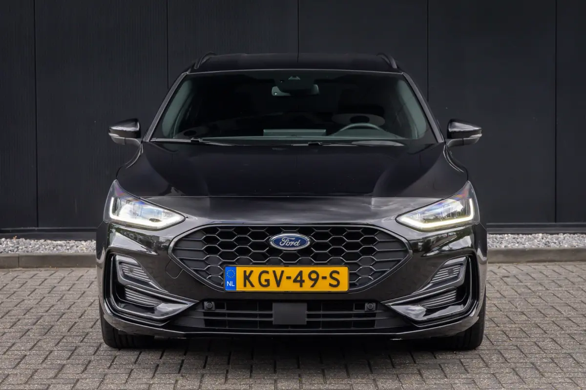 1.0 EcoBoost Hybrid ST Line | Automaat | Full LED | Winter-pack | Adaptieve cruise | Dodehoek detectie | Privacy-glass | Apple carplay / andriod auto | Parkeer camera