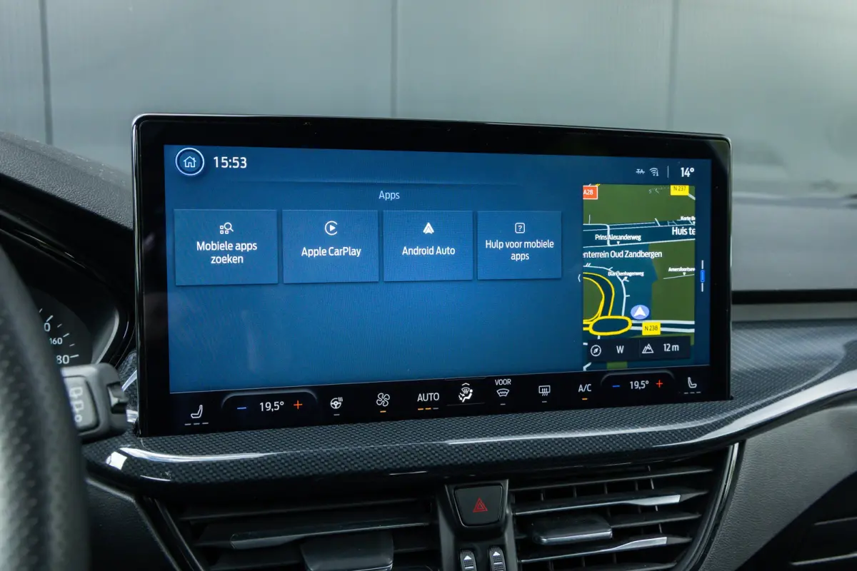1.0 EcoBoost Hybrid ST Line | Automaat | Full LED | Winter-pack | Adaptieve cruise | Dodehoek detectie | Privacy-glass | Apple carplay / andriod auto | Parkeer camera