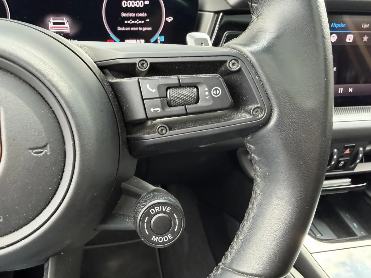 4.0 Turbo E-Hybrid Sport Chrono | 360* Camera | Achteras Besturing | Burmester | Bijrijders Display | Head-Up Display | CARBON |