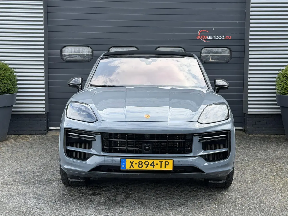 4.0 Turbo E-Hybrid Sport Chrono | 360* Camera | Achteras Besturing | Burmester | Bijrijders Display | Head-Up Display | CARBON |