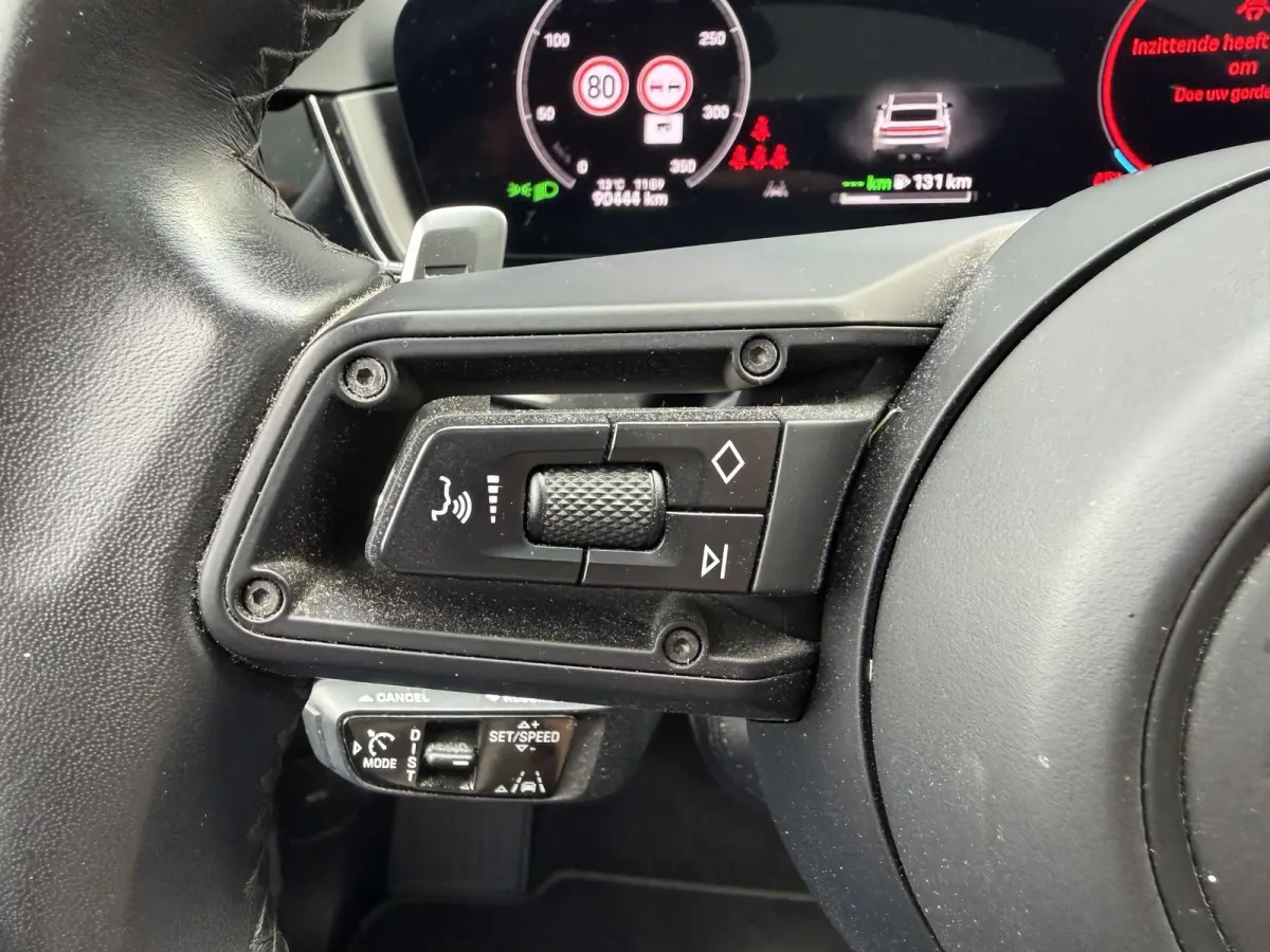 4.0 Turbo E-Hybrid Sport Chrono | 360* Camera | Achteras Besturing | Burmester | Bijrijders Display | Head-Up Display | CARBON |