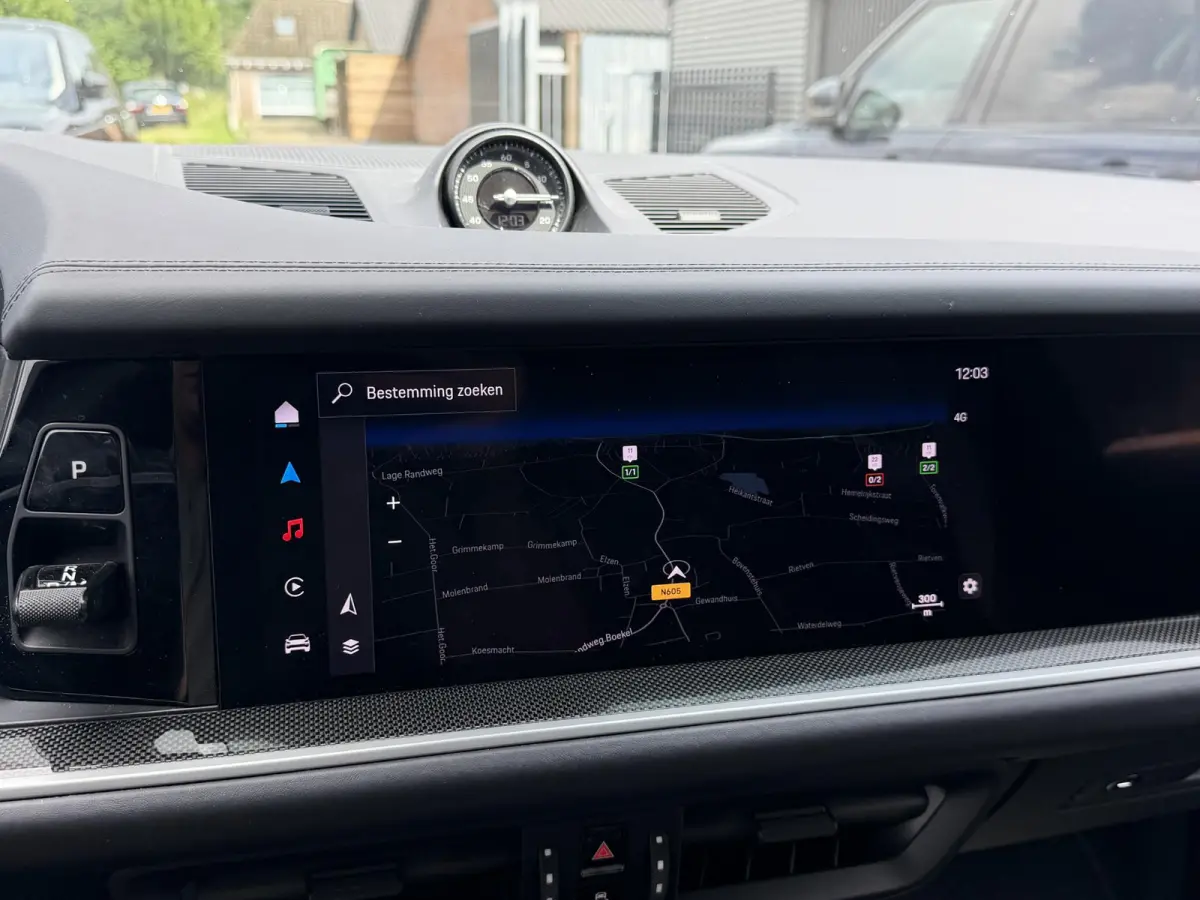 4.0 Turbo E-Hybrid Sport Chrono | 360* Camera | Achteras Besturing | Burmester | Bijrijders Display | Head-Up Display | CARBON |