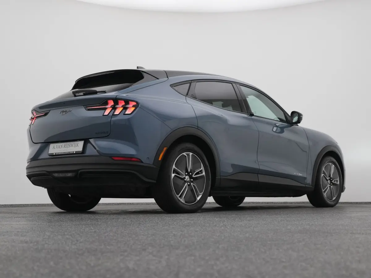 Standard RWD 75 kWh | 360° | ADAPTIVE | STOEL- EN STUURVERW.