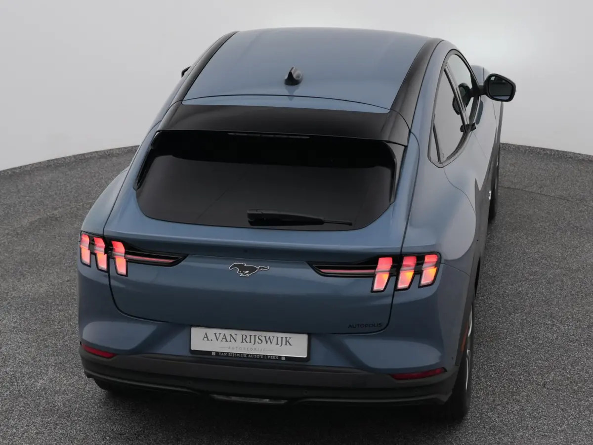 Standard RWD 75 kWh | 360° | ADAPTIVE | STOEL- EN STUURVERW.