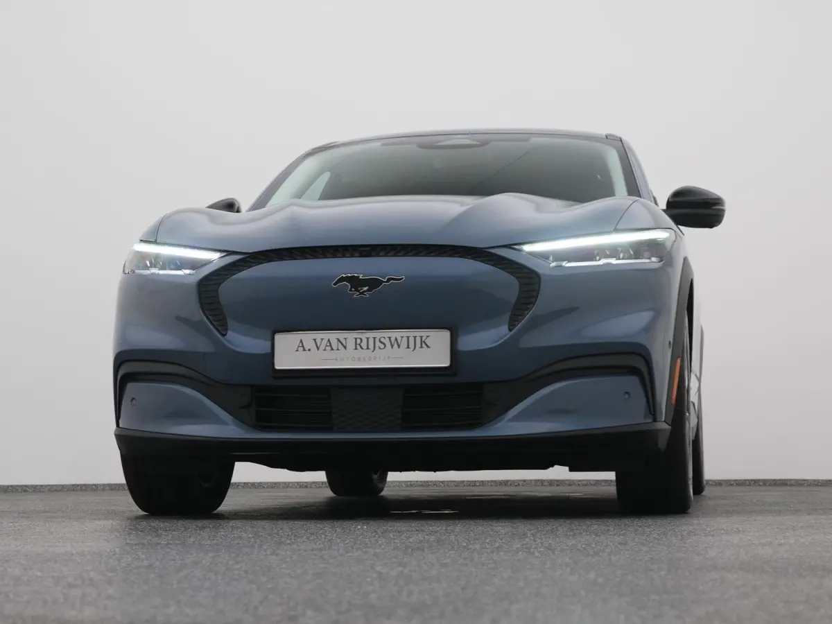 Standard RWD 75 kWh | 360° | ADAPTIVE | STOEL- EN STUURVERW.