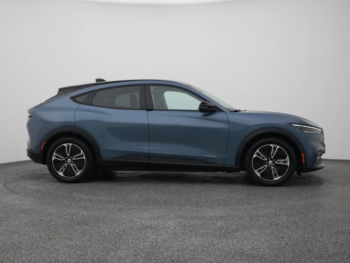 Standard RWD 75 kWh | 360° | ADAPTIVE | STOEL- EN STUURVERW.