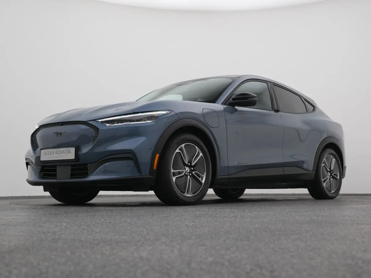 Standard RWD 75 kWh | 360° | ADAPTIVE | STOEL- EN STUURVERW.