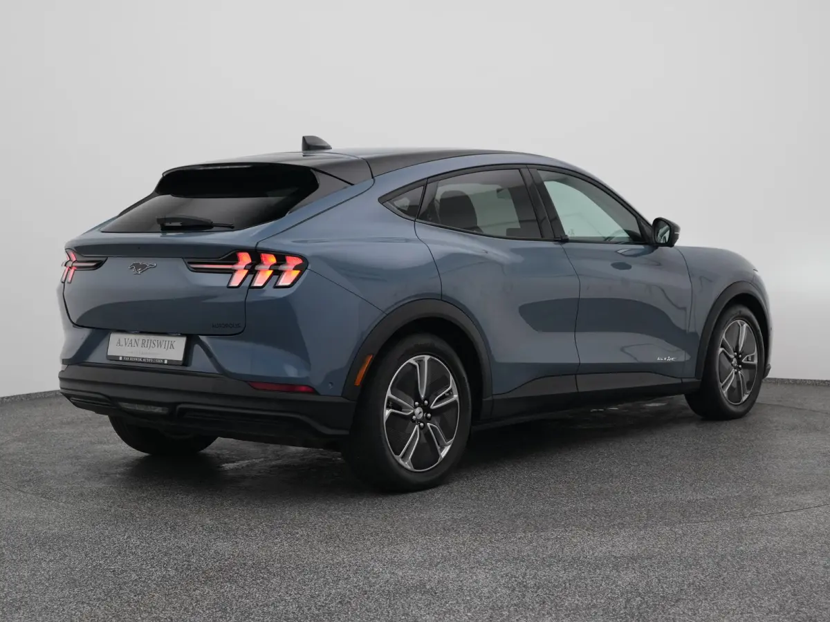 Standard RWD 75 kWh | 360° | ADAPTIVE | STOEL- EN STUURVERW.