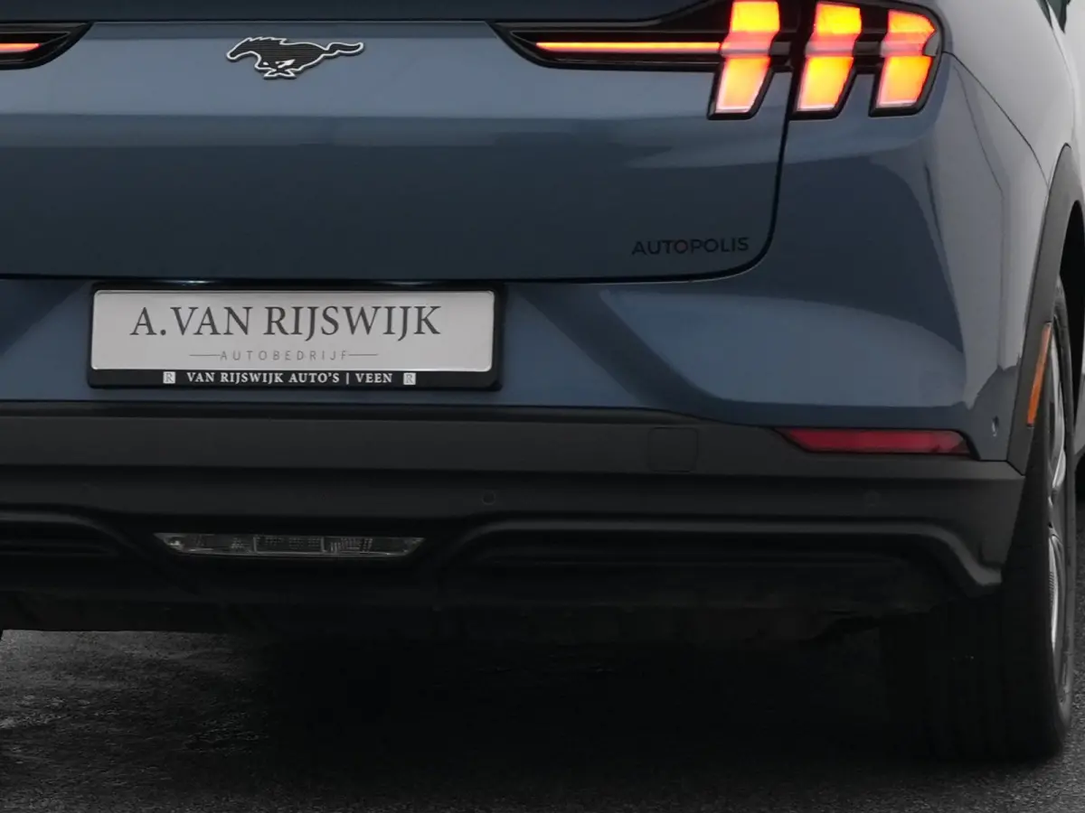 Standard RWD 75 kWh | 360° | ADAPTIVE | STOEL- EN STUURVERW.