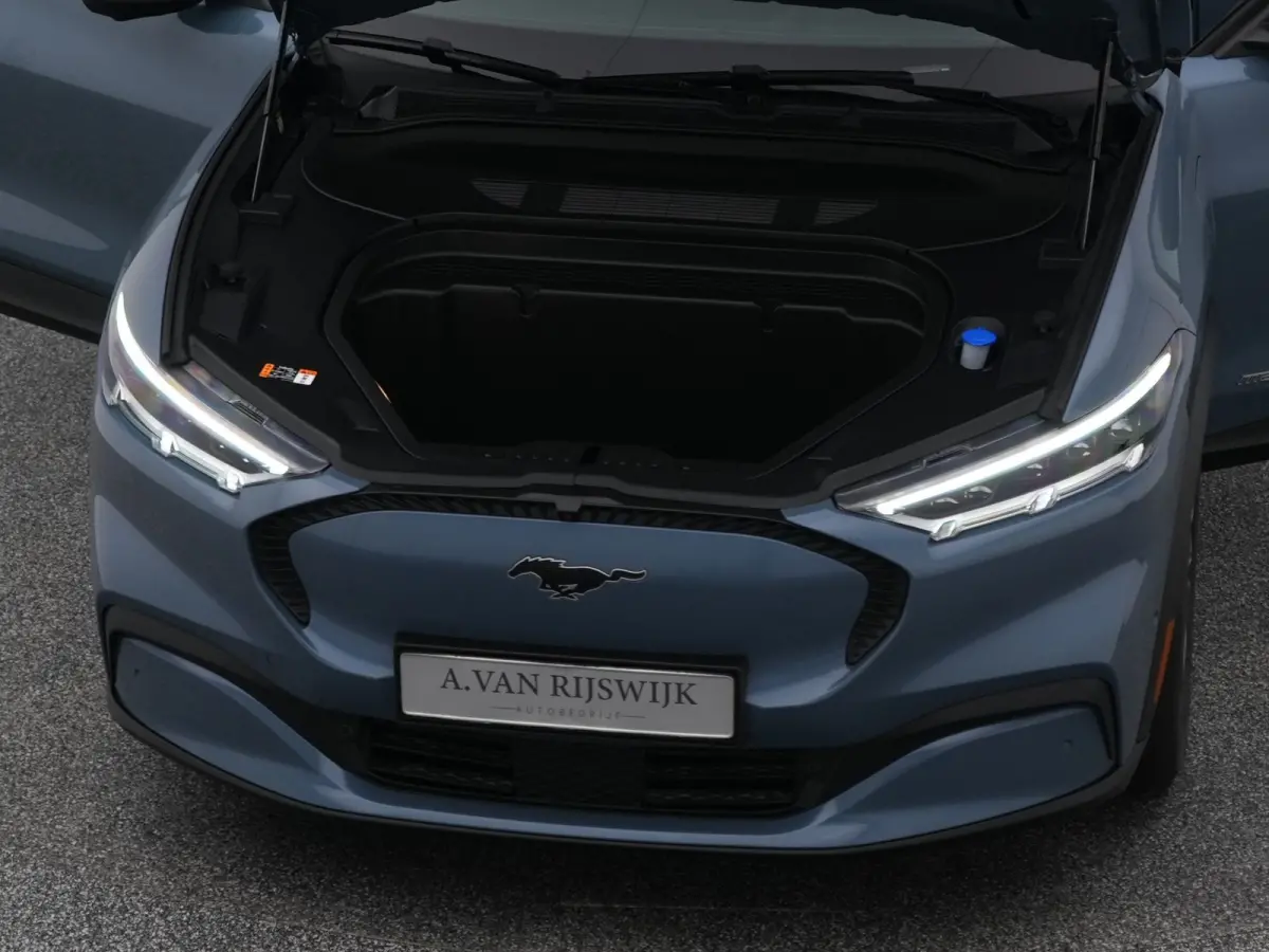 Standard RWD 75 kWh | 360° | ADAPTIVE | STOEL- EN STUURVERW.