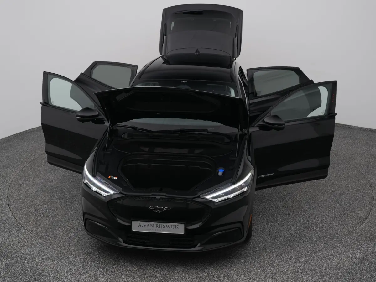 Standard RWD 75 kWh | 360° | ADAPTIVE | STOEL- EN STUURVERW.