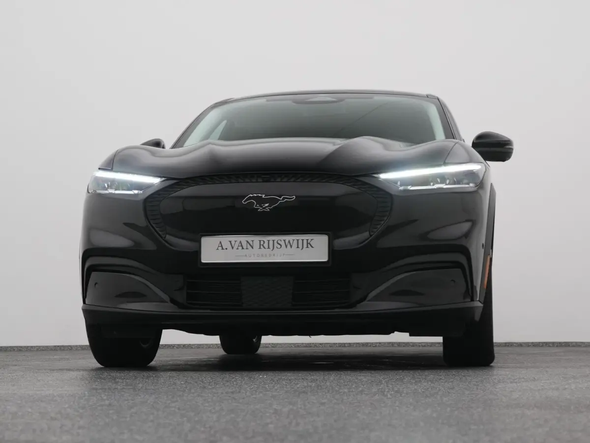 Standard RWD 75 kWh | 360° | ADAPTIVE | STOEL- EN STUURVERW.