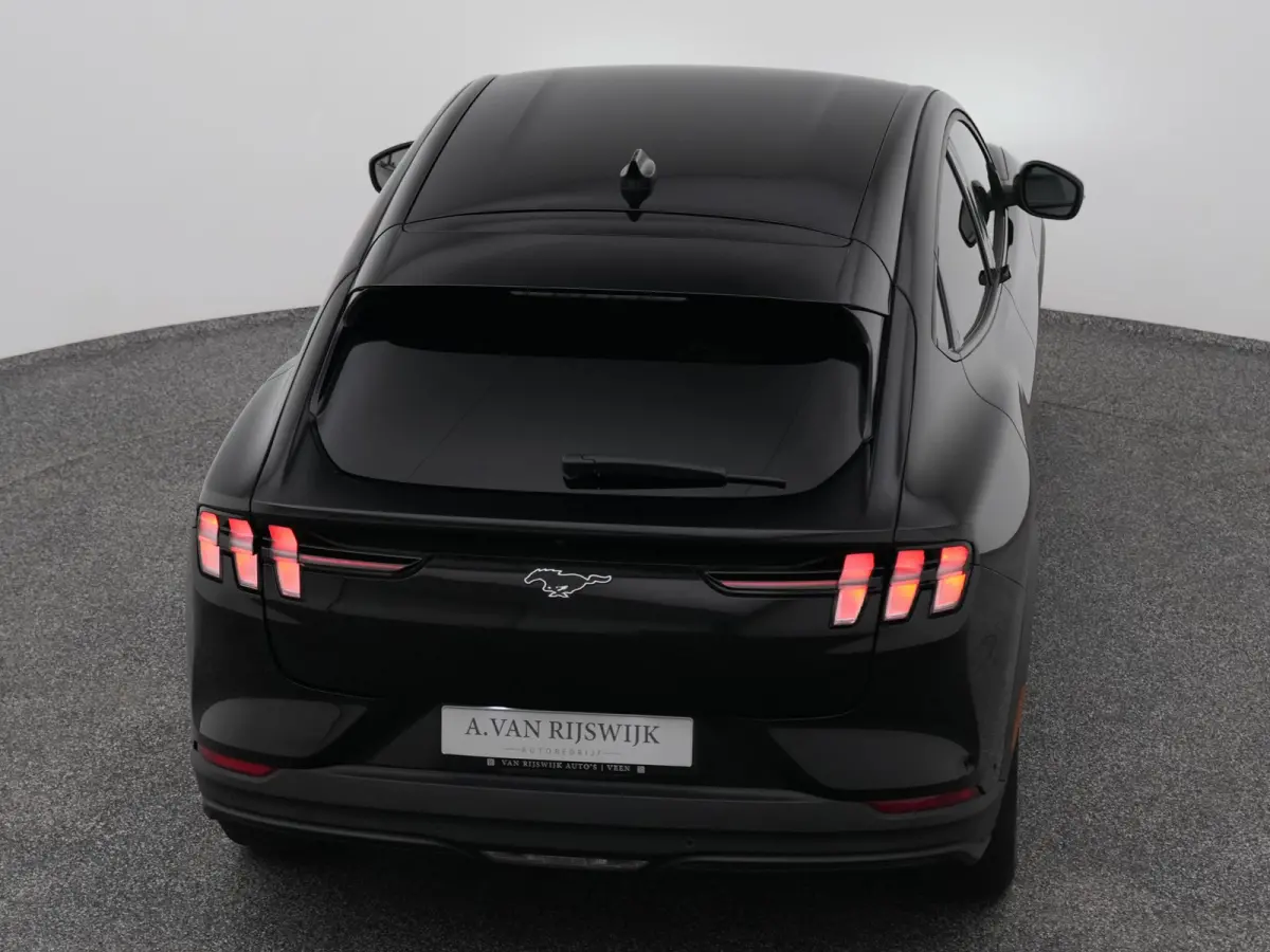 Standard RWD 75 kWh | 360° | ADAPTIVE | STOEL- EN STUURVERW.