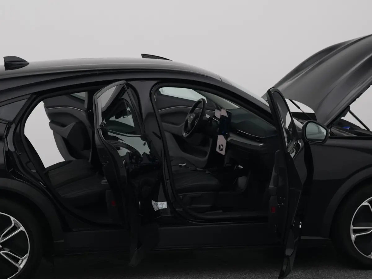 Standard RWD 75 kWh | 360° | ADAPTIVE | STOEL- EN STUURVERW.