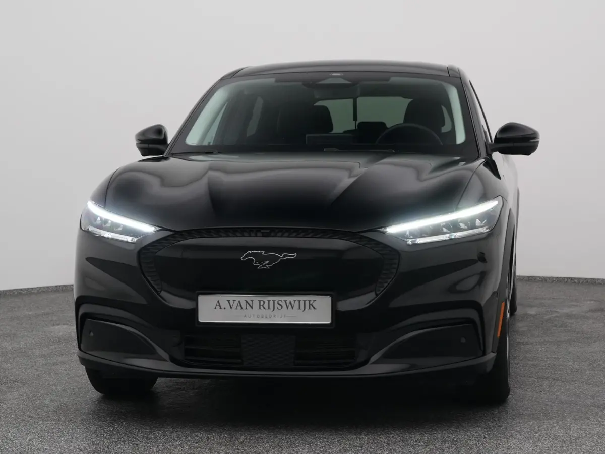Standard RWD 75 kWh | 360° | ADAPTIVE | STOEL- EN STUURVERW.