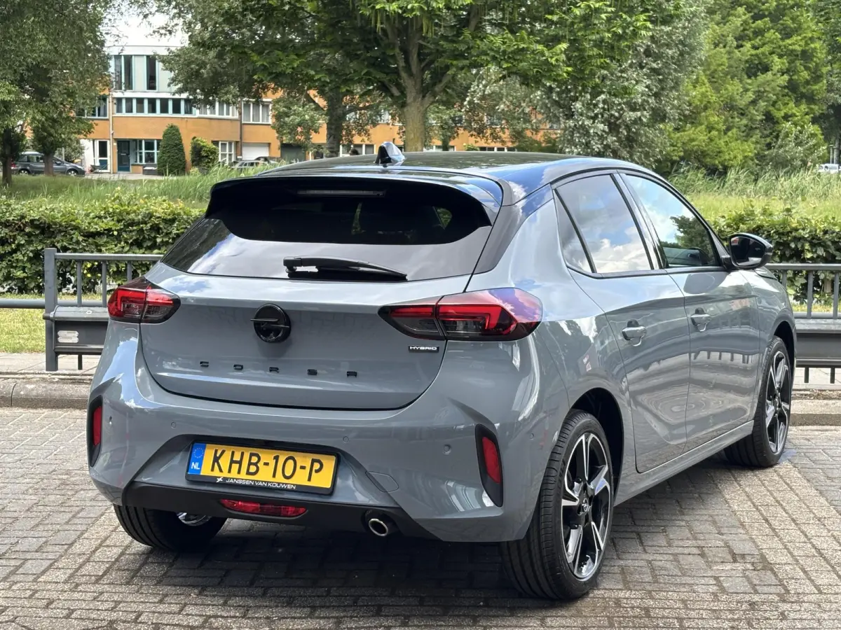 1.2 Turbo Hybrid Ultimate Alcantara Massaga Camera Carplay