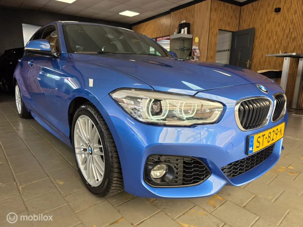 118i Edition M Sport Automaat Groot Navi Leder Stoelverwar