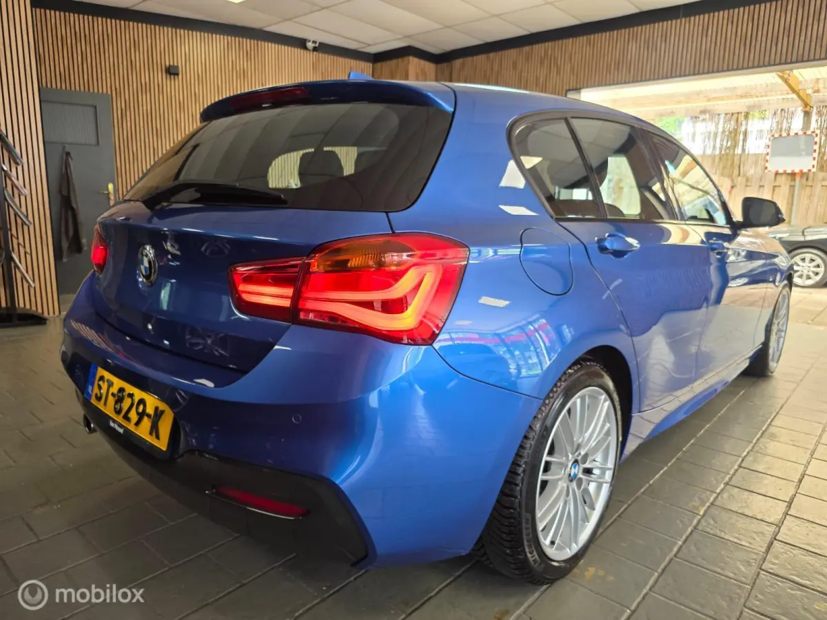 118i Edition M Sport Automaat Groot Navi Leder Stoelverwar