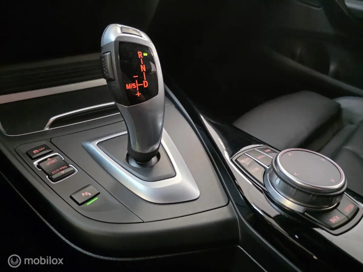 118i Edition M Sport Automaat Groot Navi Leder Stoelverwar