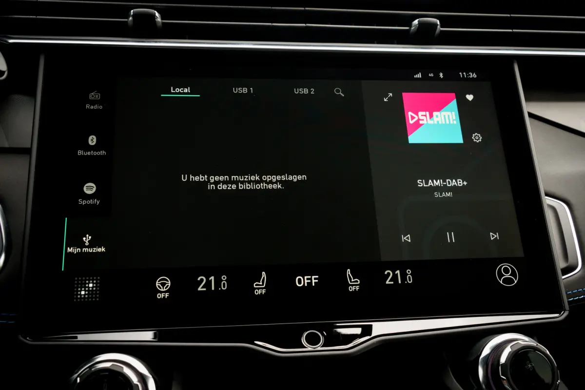 1.5 Plug-in Hybrid 262 Pk I Zwarte hemel I Panoramadak | Stuurverw. | NL Auto | 360 Camera | 20 inch LMV
