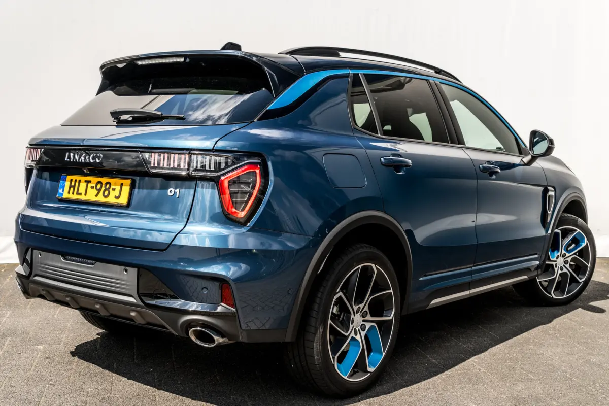 1.5 Plug-in Hybrid 262 Pk I Zwarte hemel I Panoramadak | Stuurverw. | NL Auto | 360 Camera | 20 inch LMV