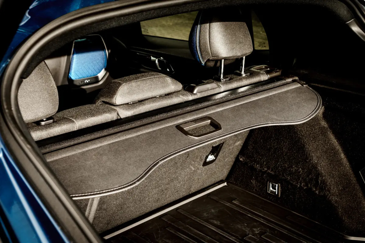 1.5 Plug-in Hybrid 262 Pk I Zwarte hemel I Panoramadak | Stuurverw. | NL Auto | 360 Camera | 20 inch LMV