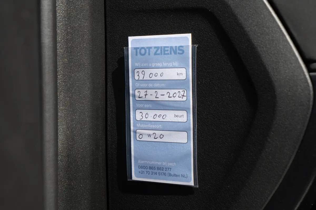 1.5 Plug-in Hybrid 262 Pk I Zwarte hemel I Panoramadak | Stuurverw. | NL Auto | 360 Camera | 20 inch LMV