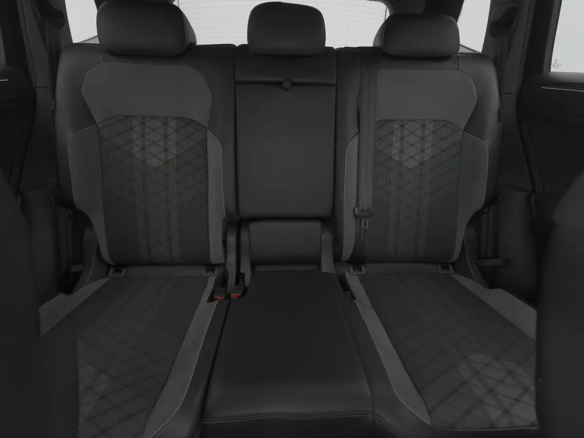 1.5 TSI R-Line Business | CAMERA | ADAPTIVE | STOEL- EN STUURVERW. | TREKHAAK