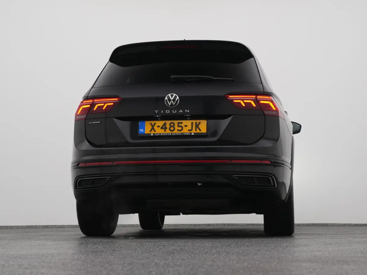1.5 TSI R-Line Business | CAMERA | ADAPTIVE | STOEL- EN STUURVERW. | TREKHAAK
