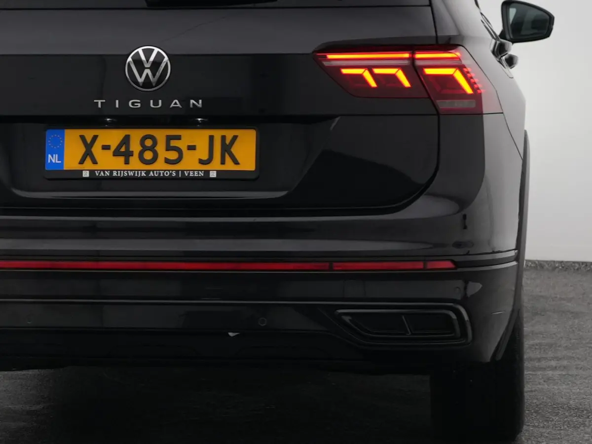 1.5 TSI R-Line Business | CAMERA | ADAPTIVE | STOEL- EN STUURVERW. | TREKHAAK