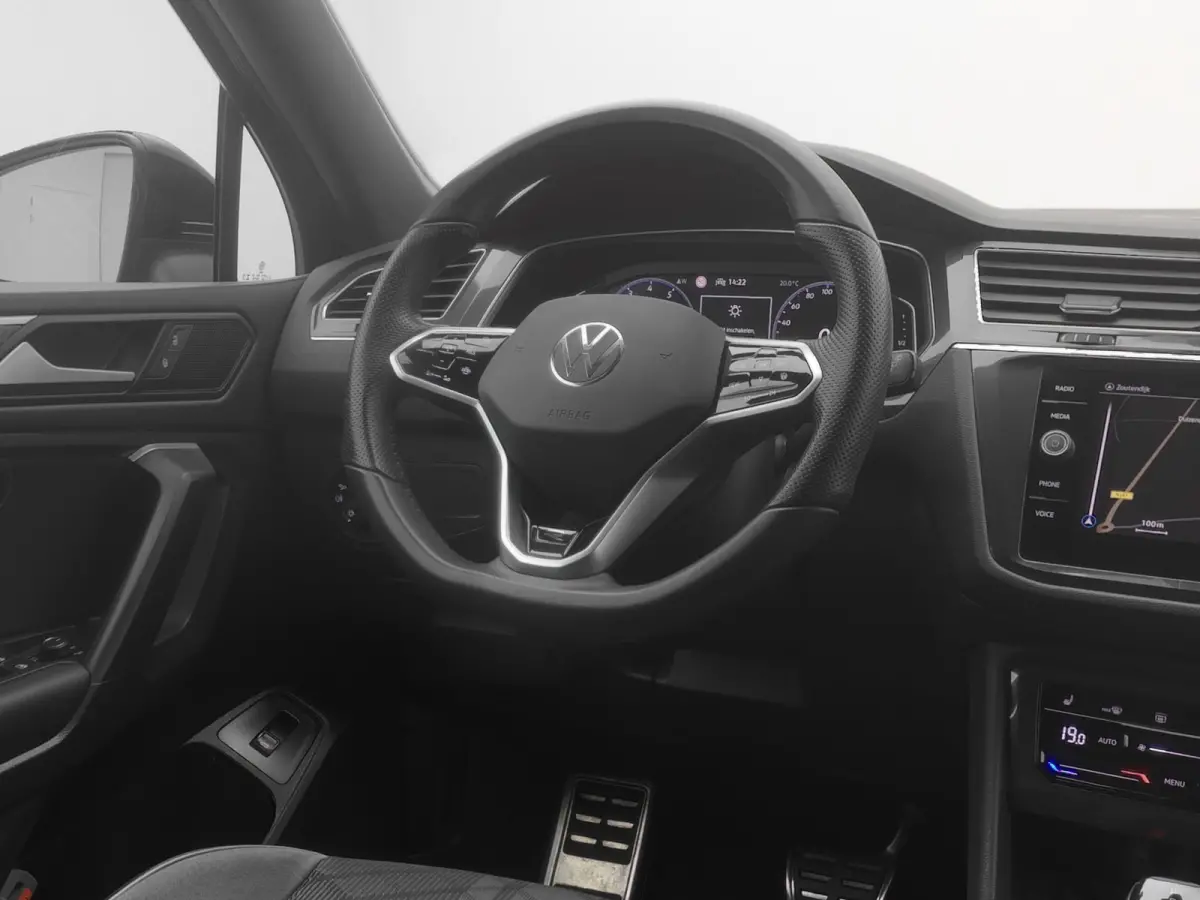 1.5 TSI R-Line Business | CAMERA | ADAPTIVE | STOEL- EN STUURVERW. | TREKHAAK