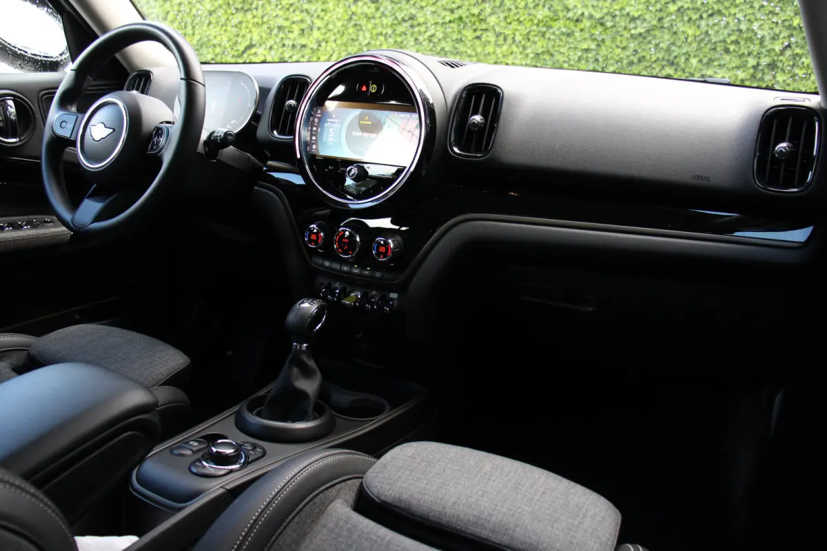 2.0 Cooper ALL4 Classic | NL-AUTO! | 1E EIGENAAR! | CAMERA | CRUISE | LED | PARK SENS | LANE ASSIST | HALF LEDER | NAVI | CLIMA