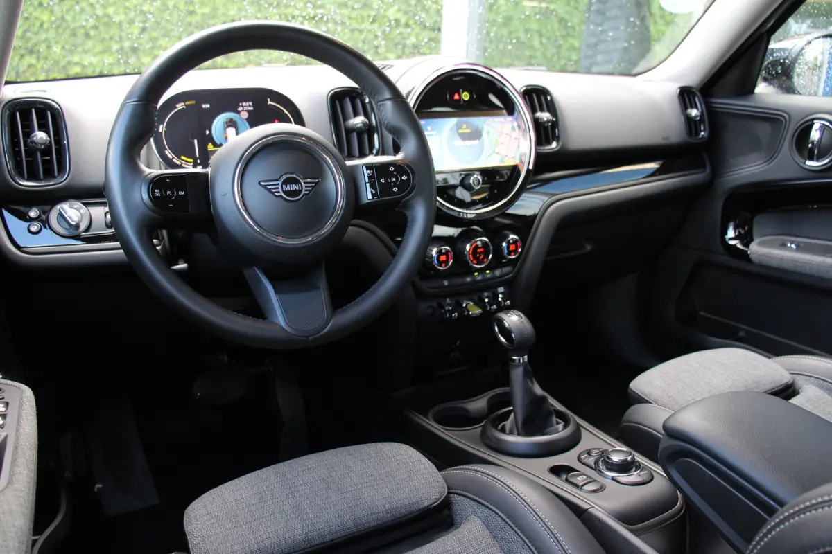 2.0 Cooper ALL4 Classic | NL-AUTO! | 1E EIGENAAR! | CAMERA | CRUISE | LED | PARK SENS | LANE ASSIST | HALF LEDER | NAVI | CLIMA