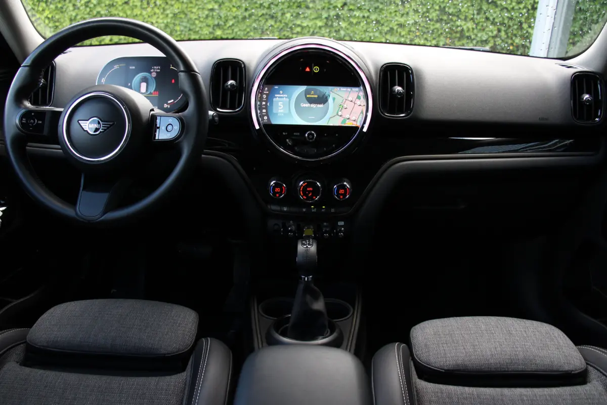 2.0 Cooper ALL4 Classic | NL-AUTO! | 1E EIGENAAR! | CAMERA | CRUISE | LED | PARK SENS | LANE ASSIST | HALF LEDER | NAVI | CLIMA