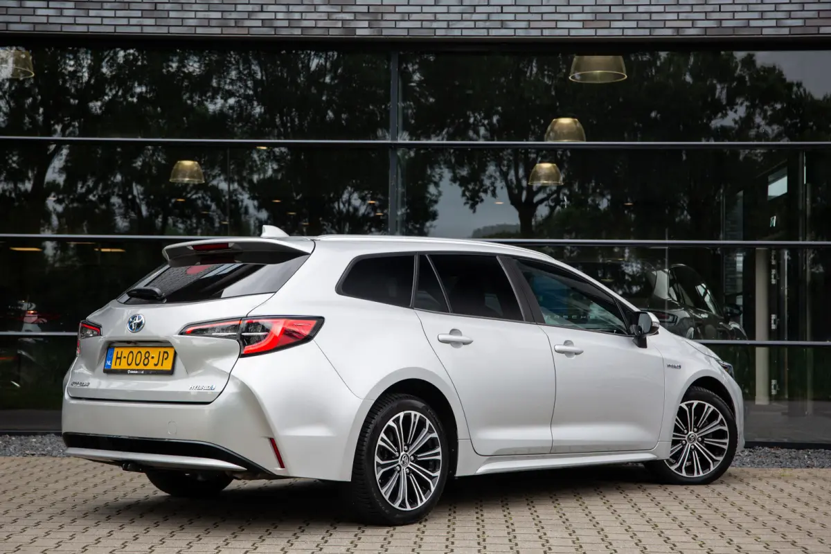 1.8 Hybrid Business Plus , Adap. cruise, Carplay, Achteruitrijcamera,