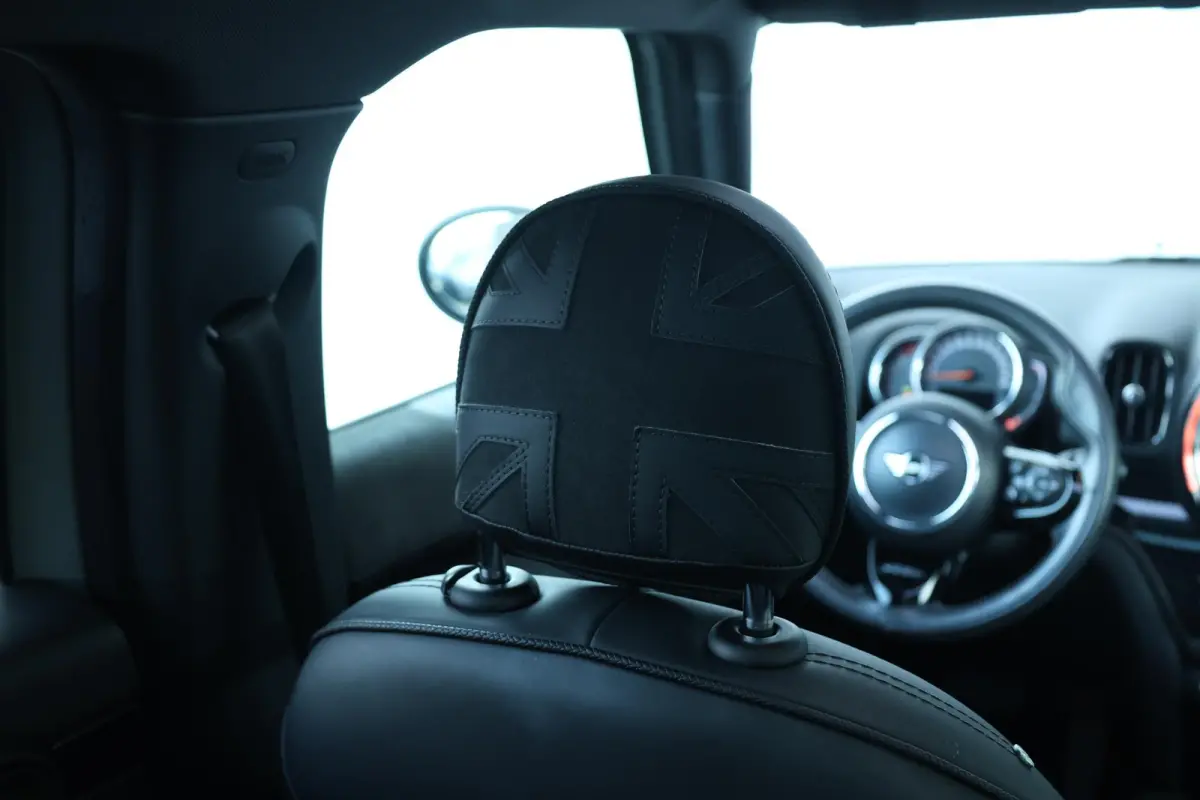 1.5 Cooper Business Edition Comfort Access/ Panoramadak/ Comfortstoelen/ Harman-Kardon/ Navigatie Plus/ LED-koplampen