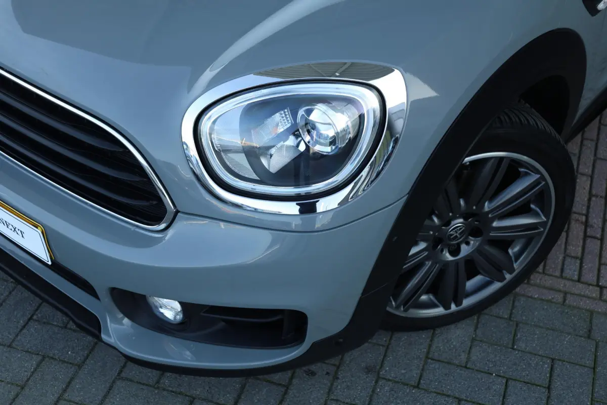 1.5 Cooper Business Edition Comfort Access/ Panoramadak/ Comfortstoelen/ Harman-Kardon/ Navigatie Plus/ LED-koplampen