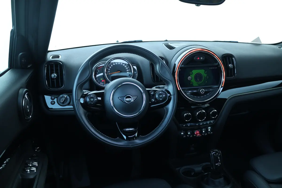 1.5 Cooper Business Edition Comfort Access/ Panoramadak/ Comfortstoelen/ Harman-Kardon/ Navigatie Plus/ LED-koplampen