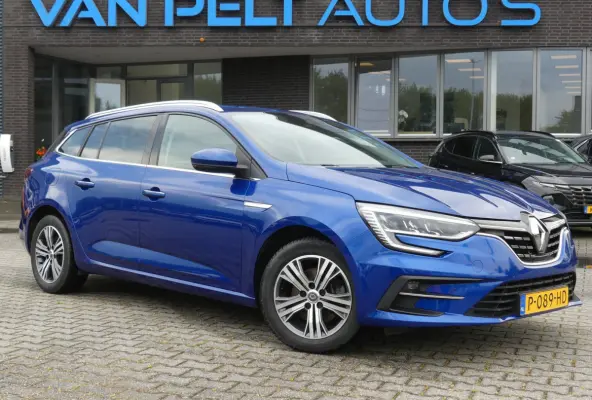 Estate 1.6 Plug-in Hybrid 160 Intens / Carplay