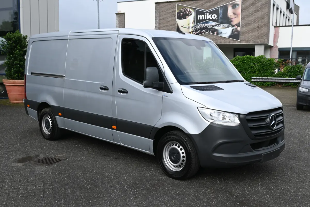 316 CDI L2H1 MBUX met Camera, Apple Carplay/Android Auto, Trekhaak