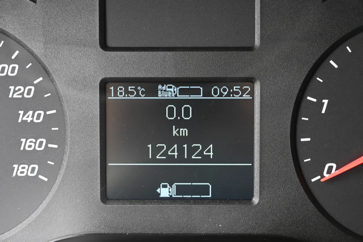 316 CDI L2H1 MBUX met Camera, Apple Carplay/Android Auto, Trekhaak