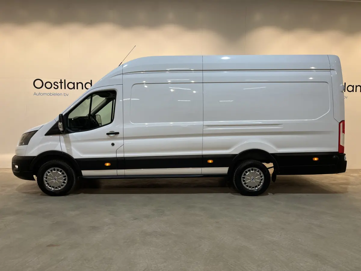 350 2.0 TDCI L4H3 130 PK RWD / Euro 6 / Cruise Control / Camera / 3-Zits / 31.300 KM !!